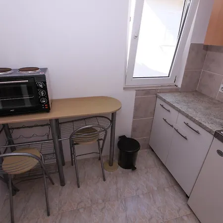 Robinson Dora Appartement Putniković