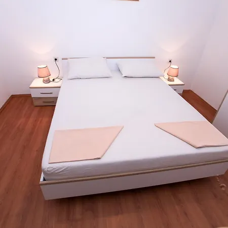 Appartement Robinson Dora Putniković