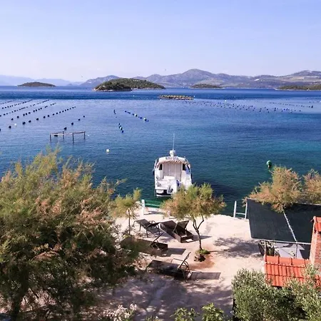 Apartment Robinson Dora *