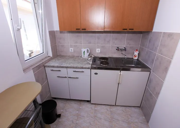 Robinson Dora 아파트 *